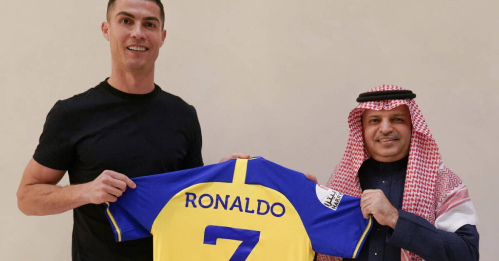 Ronaldo semnat de Al Nassr pe 200 milioane euro